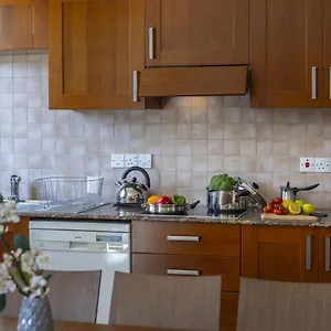larnaca-villa-anthea-12.hotelsatayianapa.com/