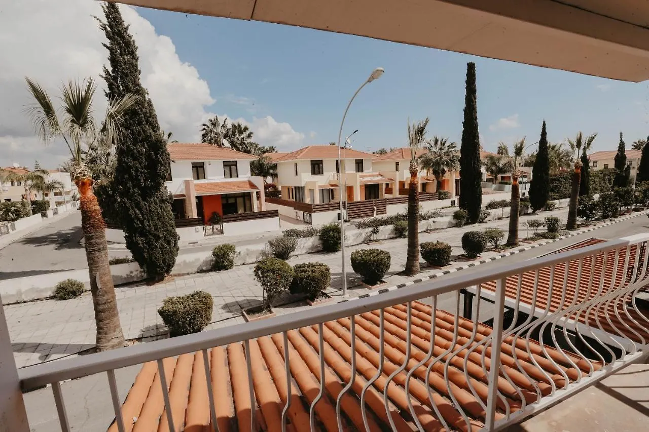 Pirgos Beach House Larnaca Holiday home