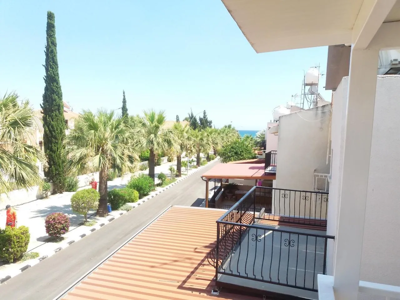 Pirgos Beach House location